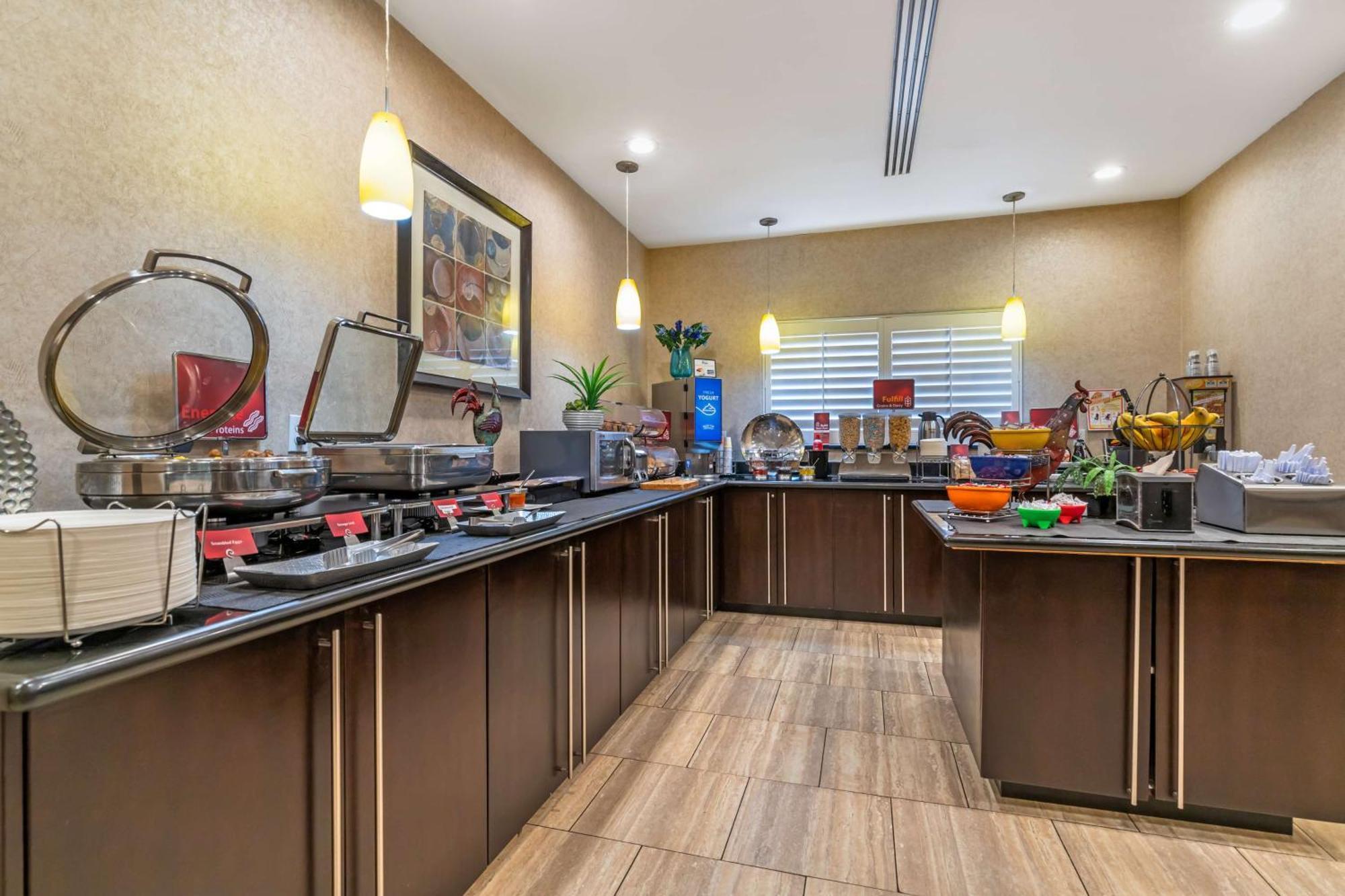 Best Western Plus Lytle Inn&Suites Exterior foto