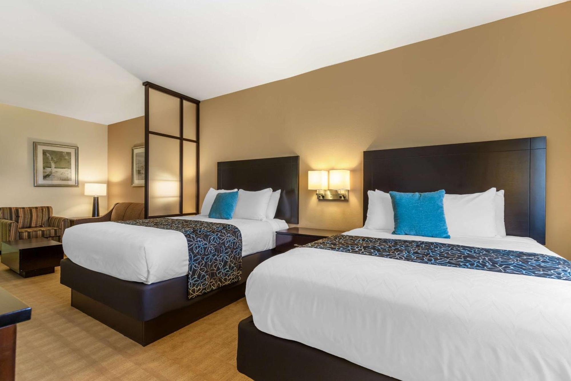 Best Western Plus Lytle Inn&Suites Exterior foto