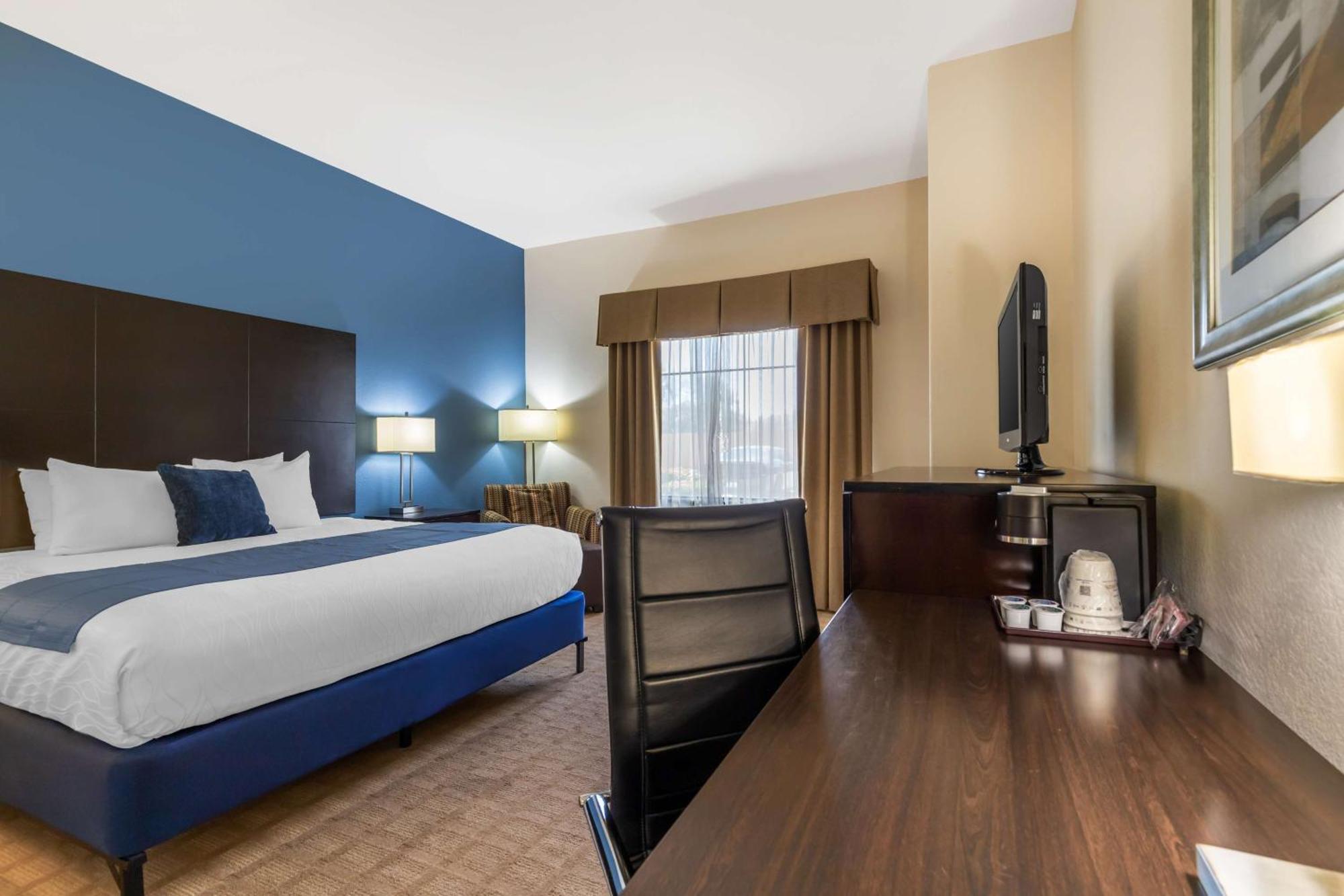 Best Western Plus Lytle Inn&Suites Exterior foto