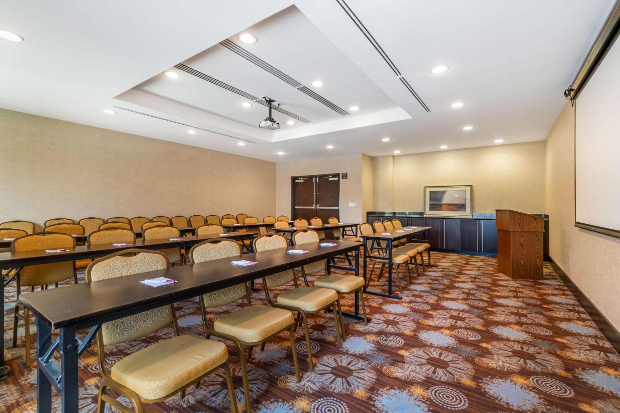 Best Western Plus Lytle Inn&Suites Exterior foto