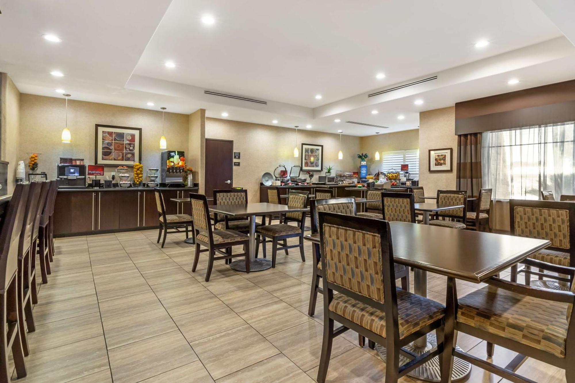 Best Western Plus Lytle Inn&Suites Exterior foto