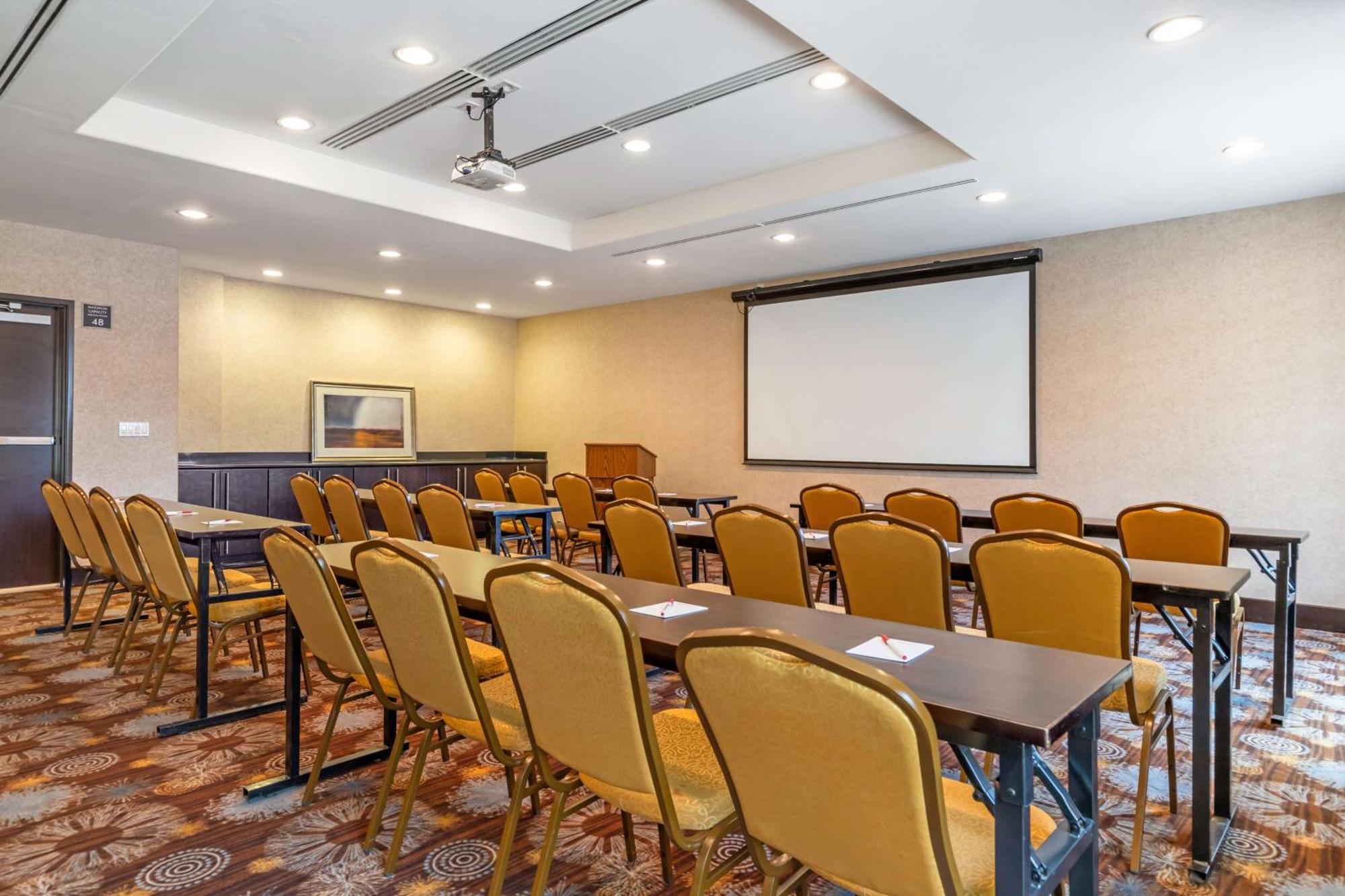 Best Western Plus Lytle Inn&Suites Exterior foto