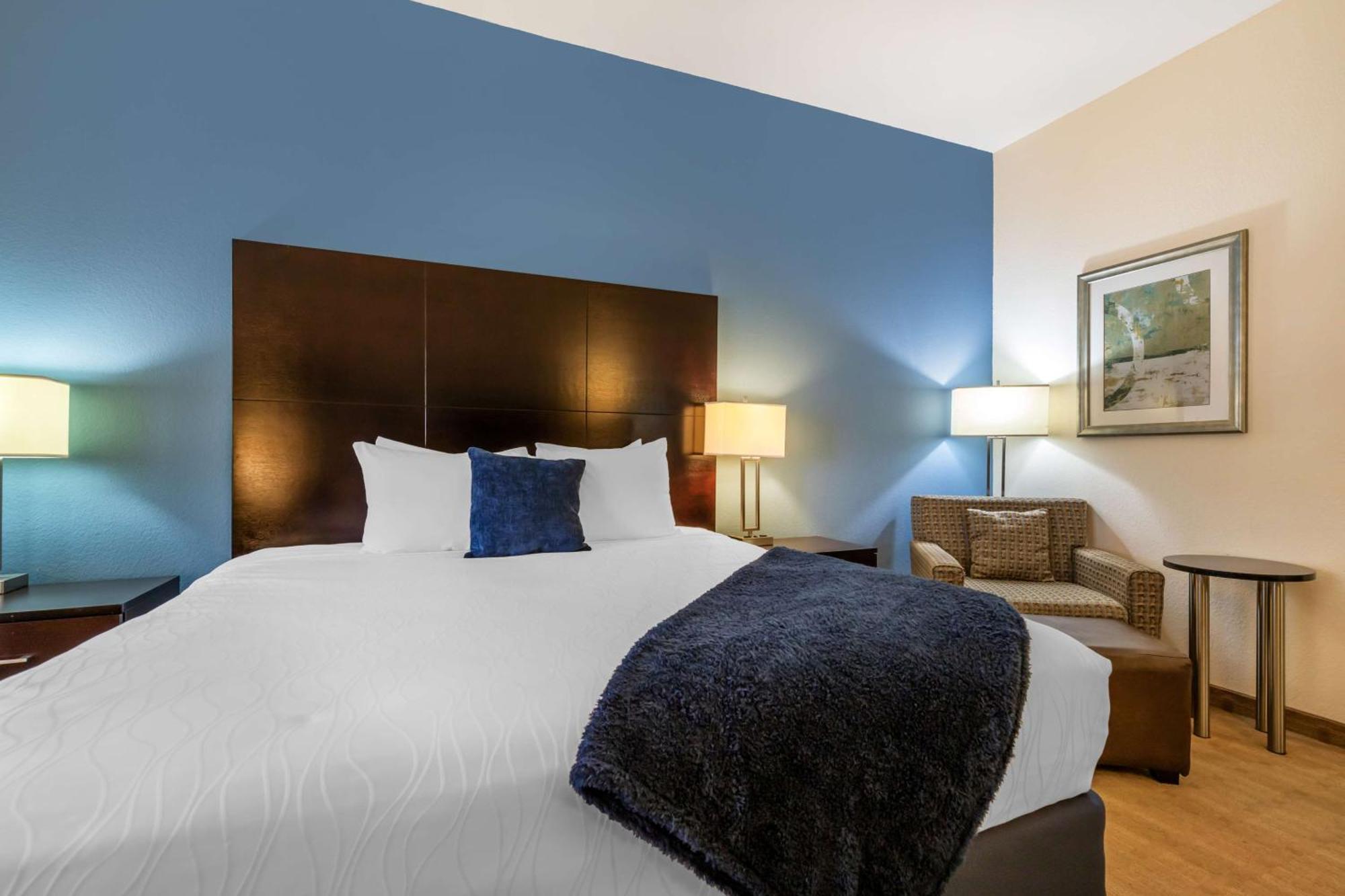 Best Western Plus Lytle Inn&Suites Exterior foto