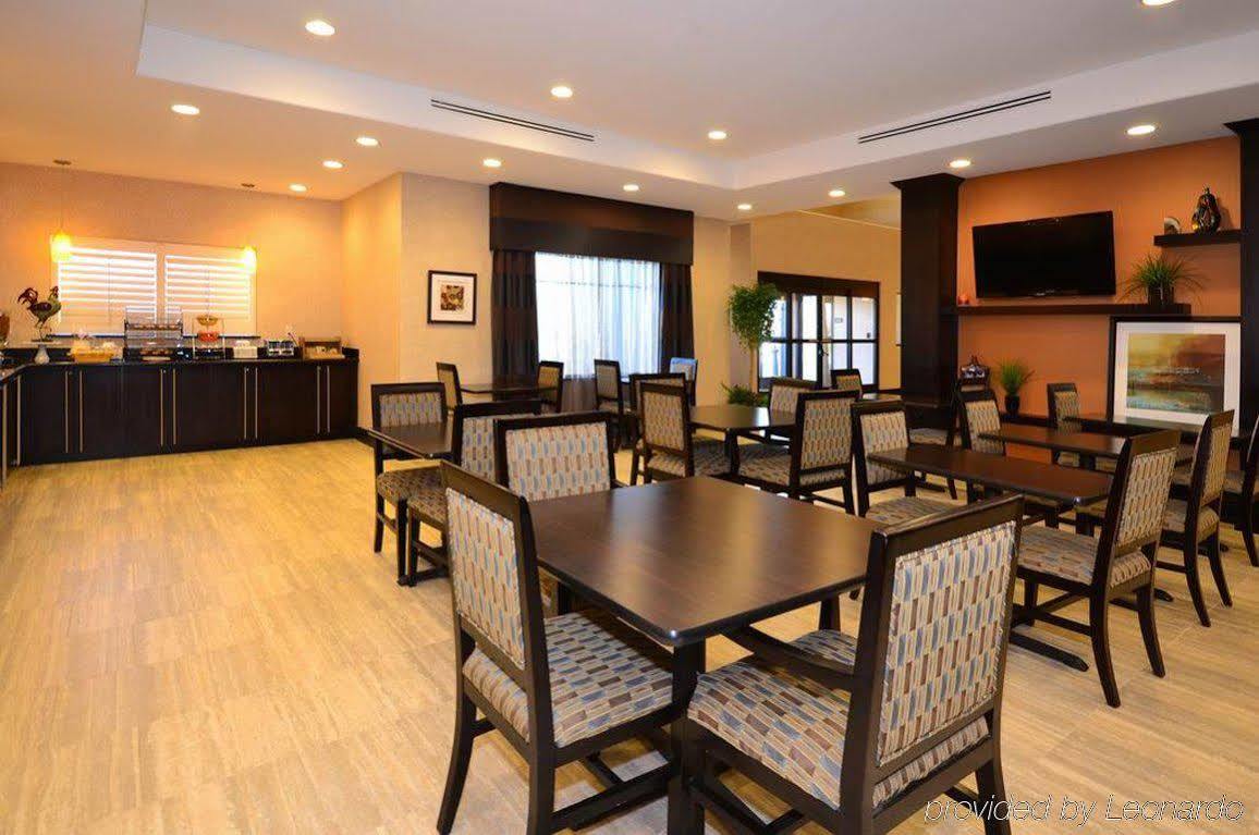 Best Western Plus Lytle Inn&Suites Exterior foto