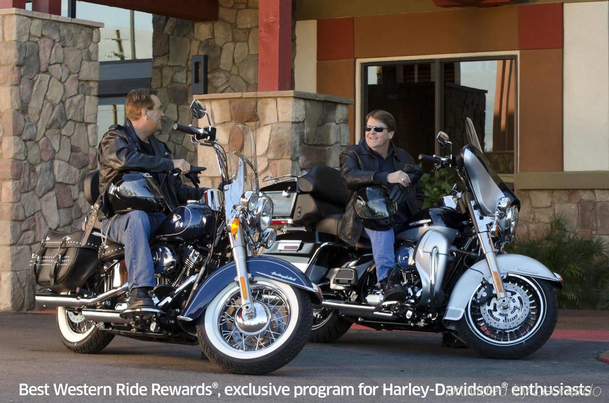 Best Western Plus Lytle Inn&Suites Exterior foto